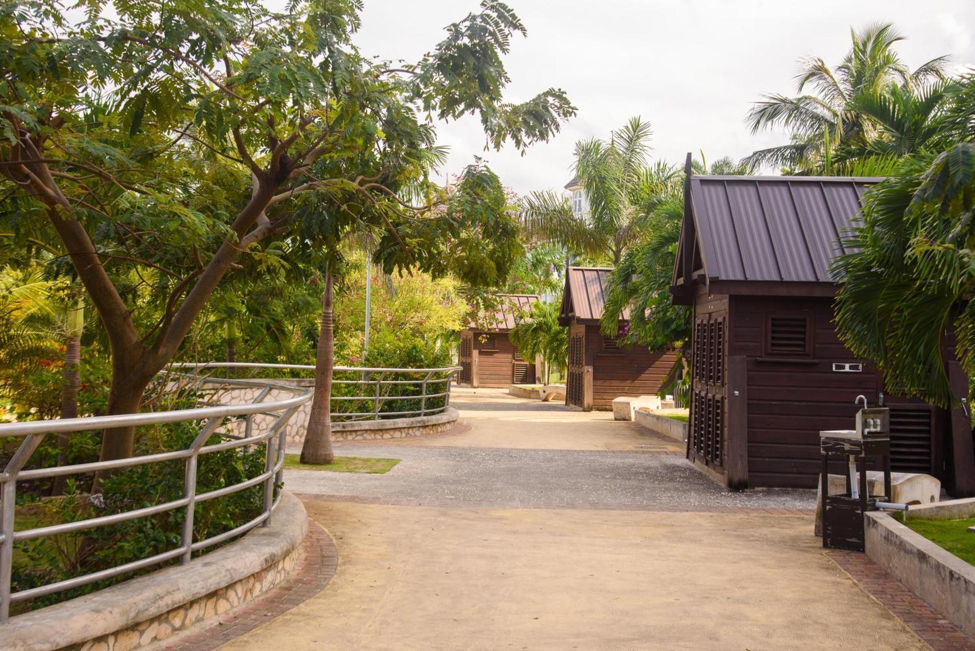 Czar'S Oasis Apt B27 @ Ocho Rios Dış mekan fotoğraf